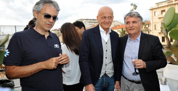 Andrea Bocelli, Pierluigi Collina e Massimo Rebecchi all'esclusivo cocktail party di Forte dei Marmi